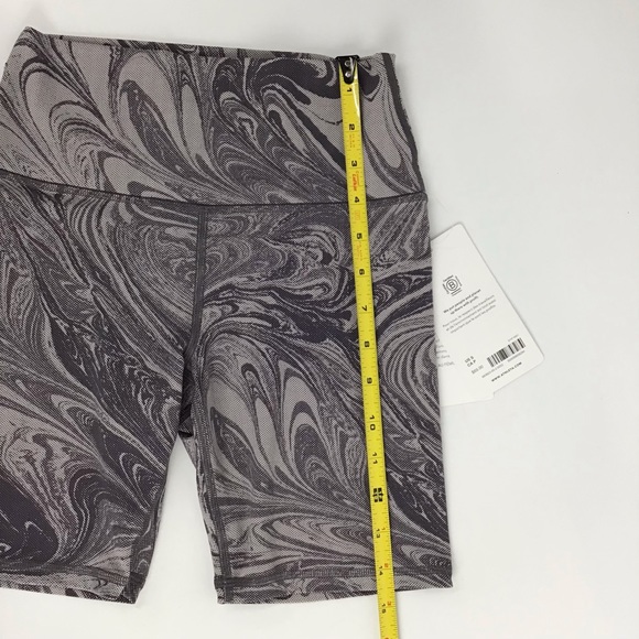 ATHLETA Transcend Biker Bike Shorts Active Yoga Workout Stretchy Gray Soft S - Picture 9 of 14